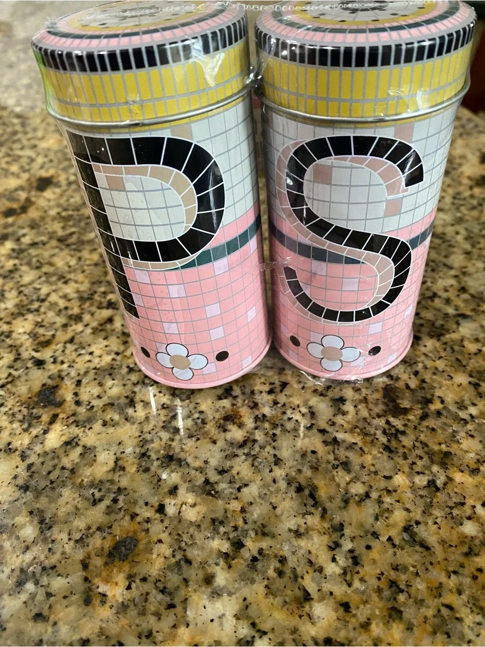 Mosaic Style Tin Pink Black Salt and Pepper Shaker Set Spice Tin 4.5”H x 2” W